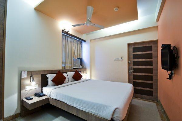 ג'ודפור Hotel Apex International מראה חיצוני תמונה